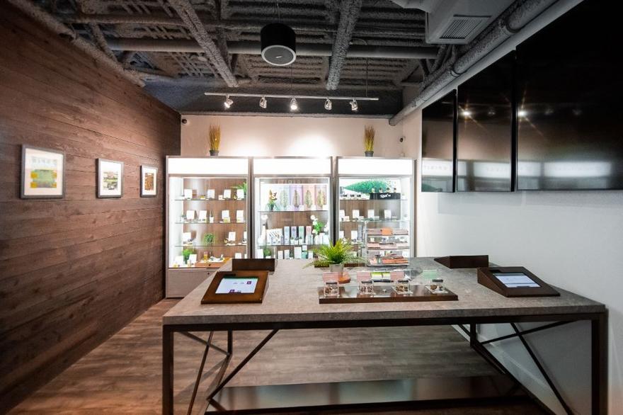 Spiritleaf - Canmore, Main